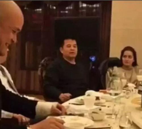 毕福剑 酒桌 视频,揭秘娱乐圈酒桌文化背后的真相